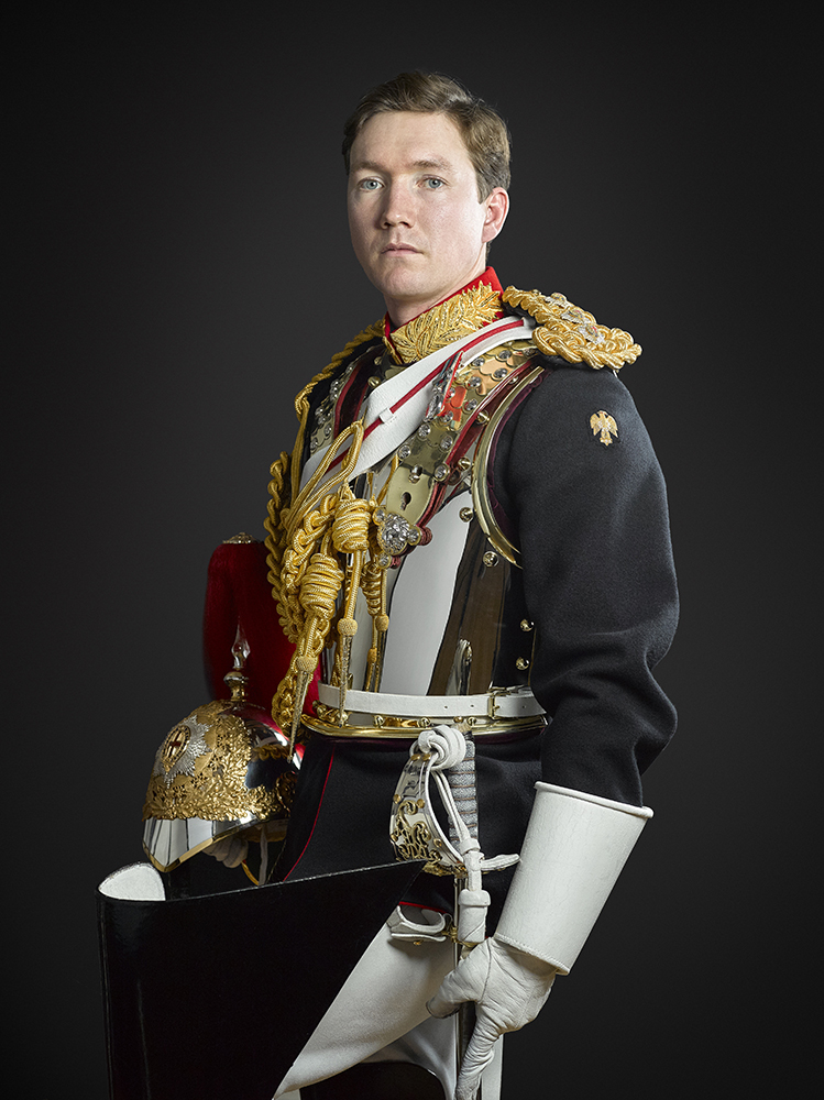 Dazzling - Can you name the military units? 3 A picture of an Officer from a mounted unit, in ceremonial dress but what unit is he from?