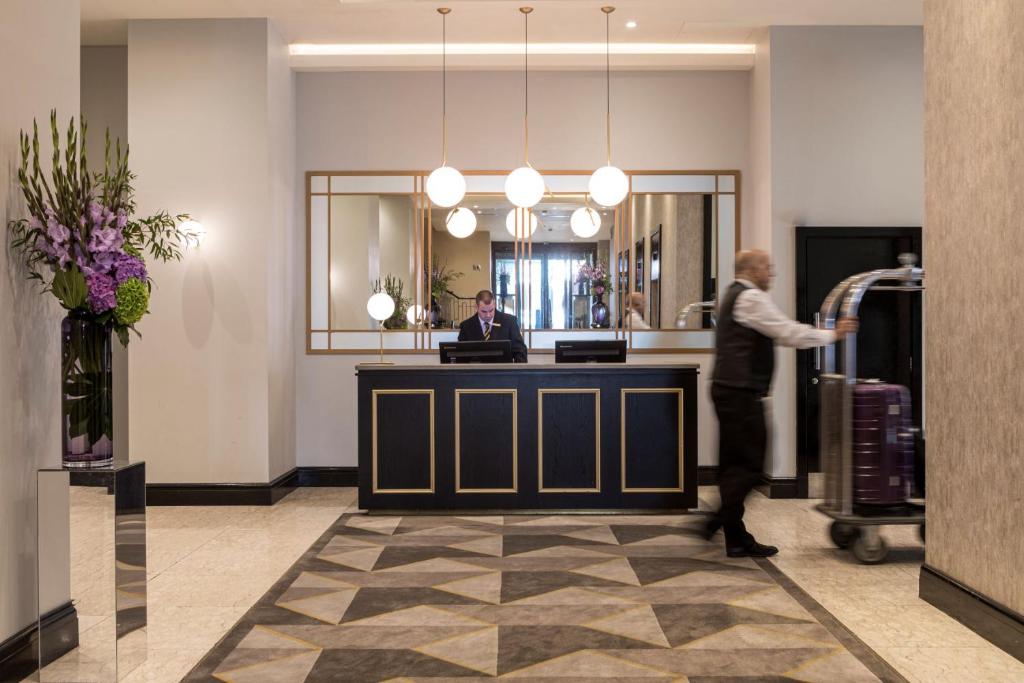 Lodge Jamrud Cavendish Hotel