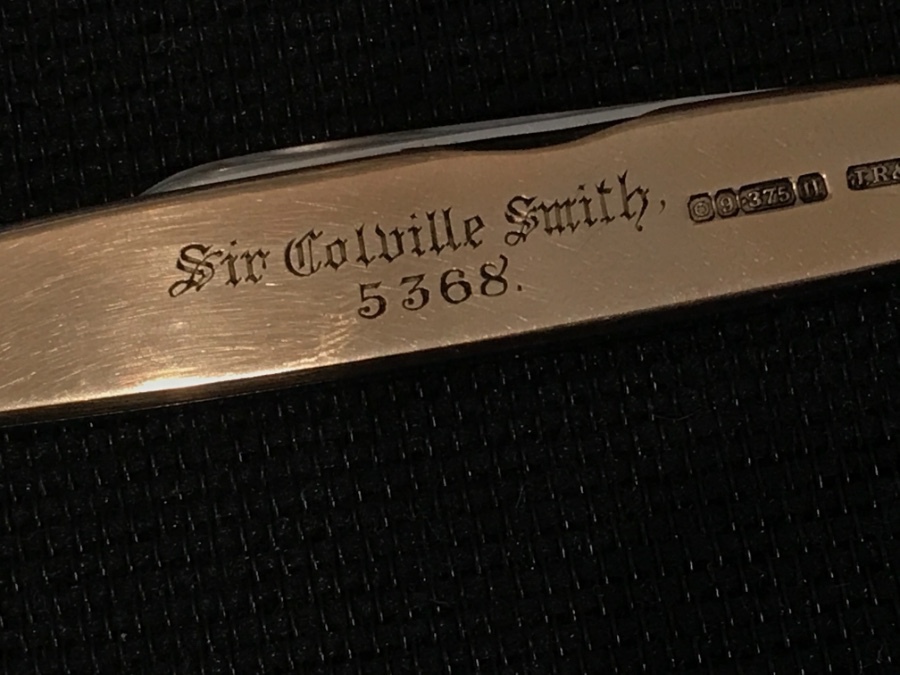 Extraordinary - Sir Phillip Colville Smith, Grand Secretary 2 A picture of Sir Phillip Colville Smith Grand Secretary gold pocket knife