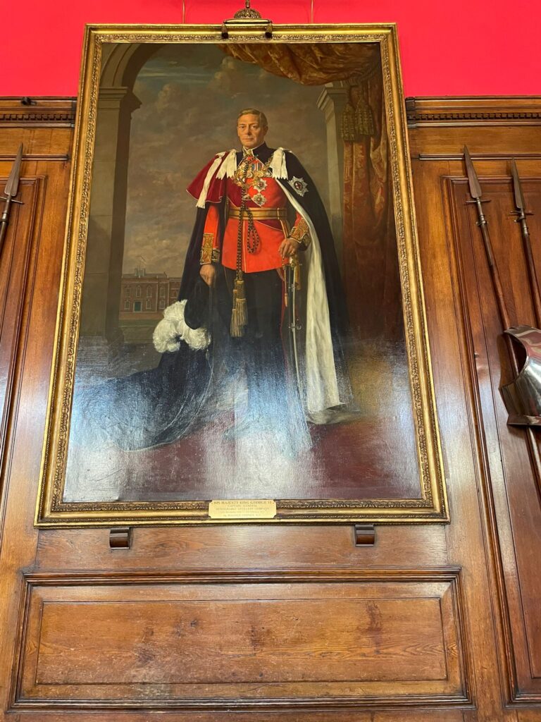 Amazing visit to HAC 21 An oil painting of a member of the Royal family - George 5th