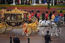 The Majestic and Sensational Coronation in Pictures - GSTK 2 A picture of the Coronation coach and procession leaving Buckingham Palace