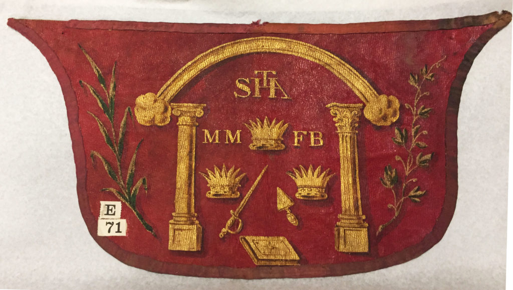 Fascinating - The First Aprons? 2 IMG 1343