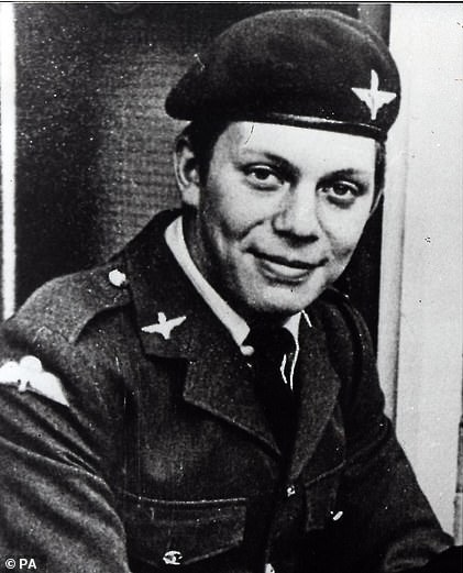 Incredible October meeting 3 October meeting - Sergeant Ian McKay VC - 3 Para
